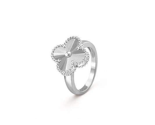 טבעת תלתן כסף